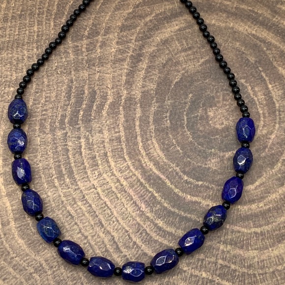 Lapis Lazuli and Black Onyx Necklace - Picture 3 of 3